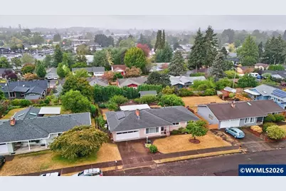 450 NW Ponderosa Av, Corvallis, OR 97330 - Photo 45