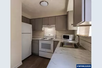 924-928 NW Sycamore Av, Corvallis, OR 97330 - Photo 13