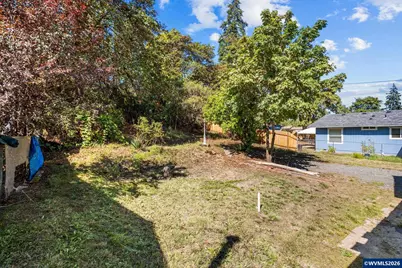 718 Washington St, Willamina, OR 97396 - Photo 21