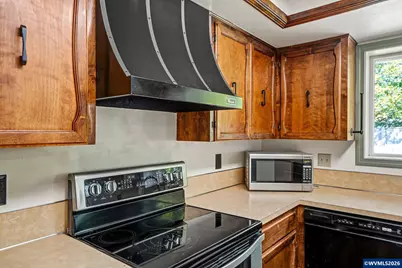1923 Winchester St NW, Salem, OR 97304 - Photo 17