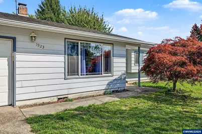 1923 Winchester St NW, Salem, OR 97304 - Photo 3