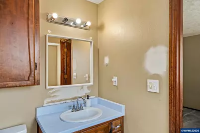 1923 Winchester St NW, Salem, OR 97304 - Photo 27
