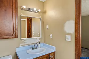 1923 Winchester St NW, Salem, OR 97304 - Photo 27