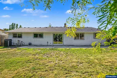 1923 Winchester St NW, Salem, OR 97304 - Photo 35