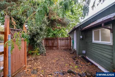 191 Catron St S, Monmouth, OR 97361 - Photo 33