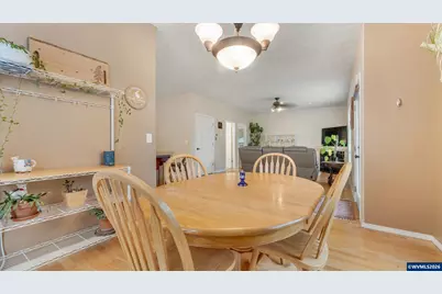 18283 Davis St, Sandy, OR 97055 - Photo 17
