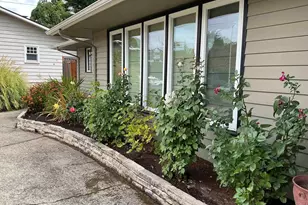 3588 Dogwood Dr S, Salem, OR 97302 - Photo 9