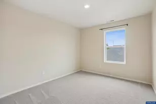 4889 Navigation Ave NE, Salem, OR 97305 - Photo 35