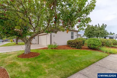 645 N 12th Av, Stayton, OR 97383 - Photo 3