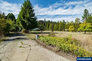 6390 NW Sumac Dr, Corvallis, OR 97330 - Photo 3