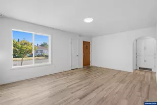 1059 15th Av SW, Albany, OR 97321 - Photo 7