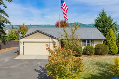 4362 Long St, Sweet Home, OR 97386 - Photo 1