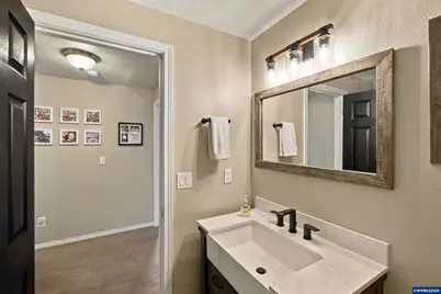 4362 Long St, Sweet Home, OR 97386 - Photo 17