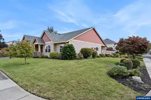 1277 Robert St, Woodburn, OR 97071 - Photo 3