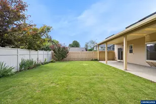 1277 Robert St, Woodburn, OR 97071 - Photo 45