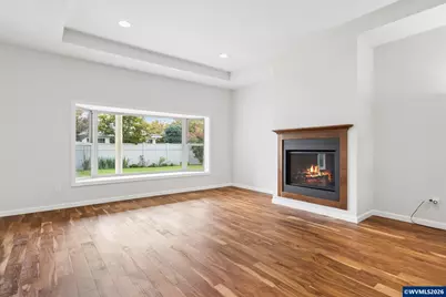 1277 Robert St, Woodburn, OR 97071 - Photo 9