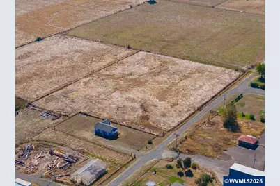 32595 Fur Rd, Lebanon, OR 97355 - Photo 7