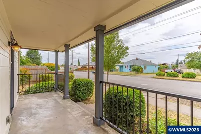 1282 N 3rd Av, Stayton, OR 97383 - Photo 3