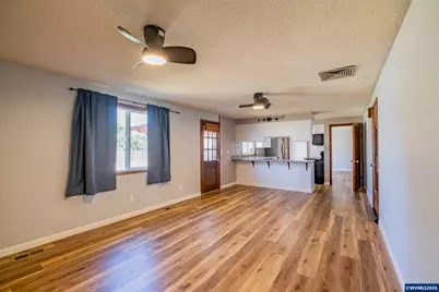 3305 Davidson St SE, Albany, OR 97322 - Photo 9