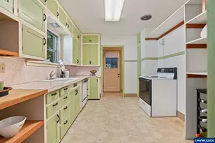 435 NW 9th St, Corvallis, OR 97330 - Photo 15