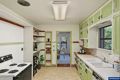 435 NW 9th St, Corvallis, OR 97330 - Photo 17