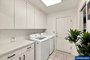2570 Alvarado Terrace S, Salem, OR 97302 - Photo 37