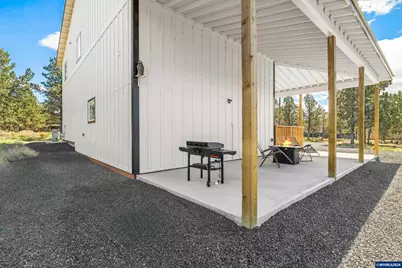 9568 Scout Camp Wy, Terrebonne, OR 97660 - Photo 37