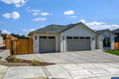 586 NW Cascade Mountain Dr, Dallas, OR 97338 - Photo 3