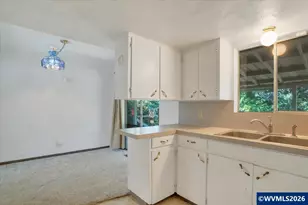 3043 Hammel St NE, Salem, OR 97301 - Photo 11