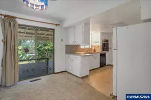3043 Hammel St NE, Salem, OR 97301 - Photo 9