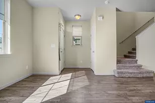 1705 Merganser St, Silverton, OR 97381 - Photo 9