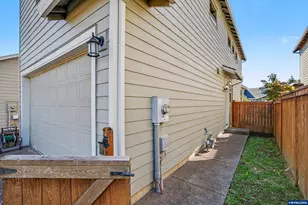 1705 Merganser St, Silverton, OR 97381 - Photo 35