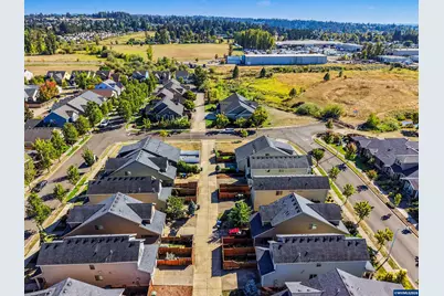 1705 Merganser St, Silverton, OR 97381 - Photo 39