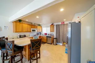 1400 Clay St NE, Salem, OR 97301 - Photo 3