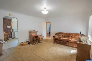 265 E Isabella St, Lebanon, OR 97355 - Photo 9
