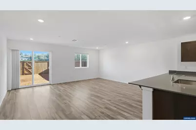 1473 Laura Vista Dr NW, Albany, OR 97321 - Photo 5