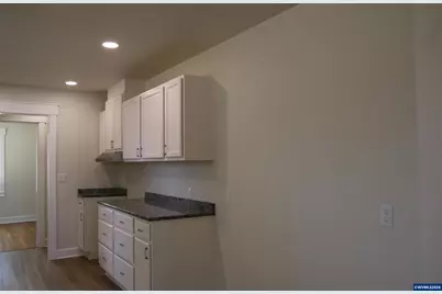 310 Wheeler St, Lebanon, OR 97355 - Photo 11