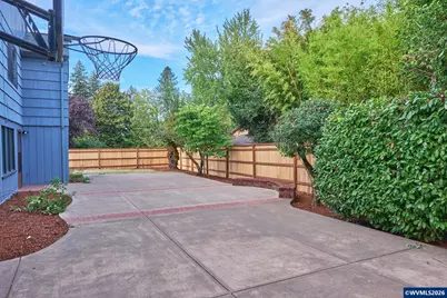 2640 High St SE, Salem, OR 97302 - Photo 39