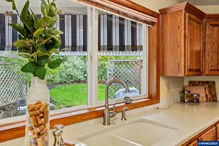 4712 NW Jeanice Pl, Corvallis, OR 97330 - Photo 23