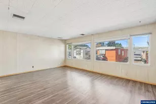 4783 38th Ave NE, Salem, OR 97305 - Photo 9