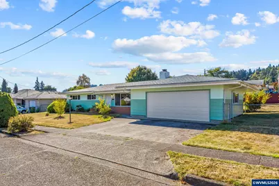 305 Ironwood St, Sweet Home, OR 97386 - Photo 3