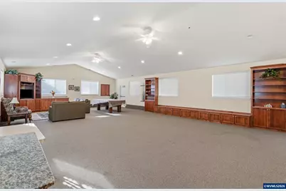 74 Weldwood Dr, Lebanon, OR 97355 - Photo 29