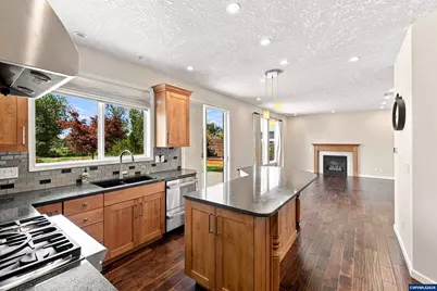 379 Hazelbrook Dr N, Keizer, OR 97303 - Photo 11