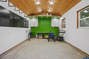 1815 Madison St NE, Salem, OR 97301 - Photo 37