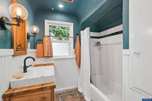 1815 Madison St NE, Salem, OR 97301 - Photo 27