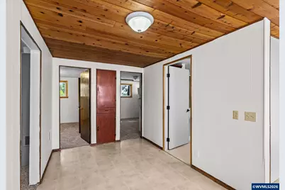 2860 Parkway St, Lebanon, OR 97355 - Photo 15