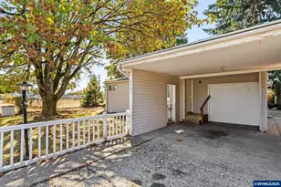 2860 Parkway St, Lebanon, OR 97355 - Photo 3