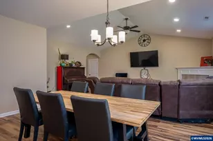 467 E Johnson St, Carlton, OR 97111 - Photo 11