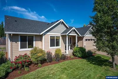 467 E Johnson St, Carlton, OR 97111 - Photo 1