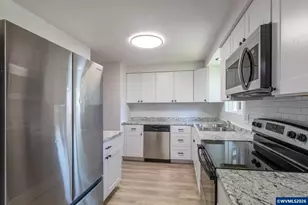 4282 Vernon Lp NE, Salem, OR 97305 - Photo 11